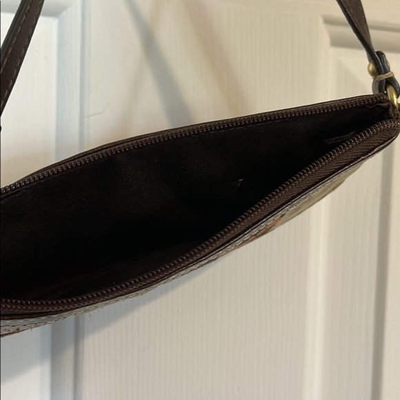 Crossbody and wristlet - Picture 9 of 10